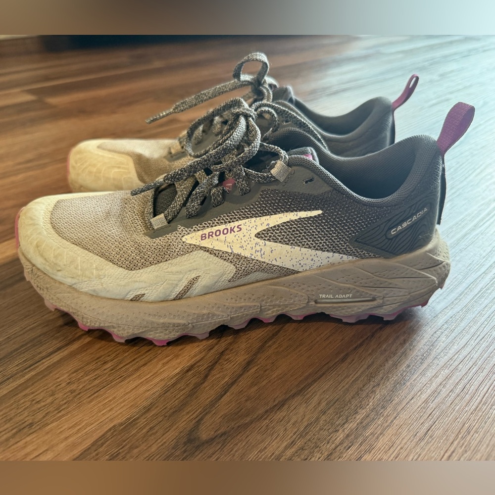 Brooks Cascadia 17